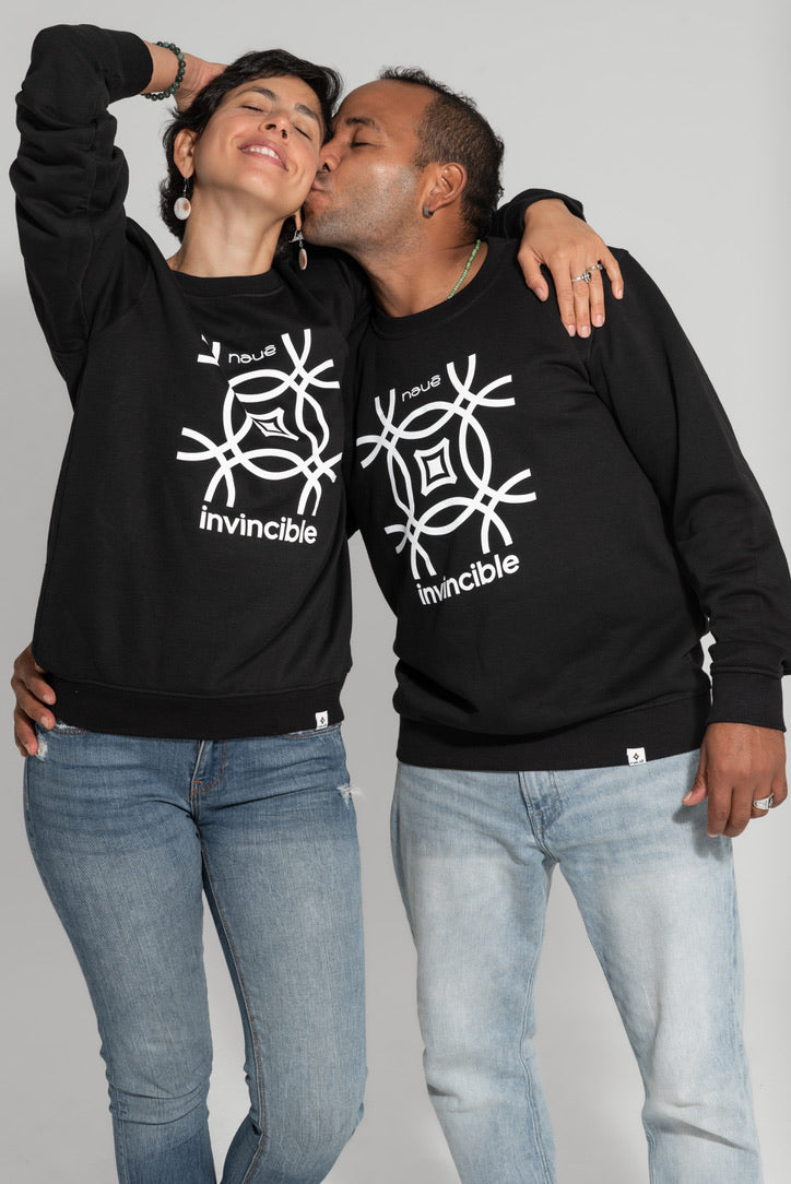 BLACK “INVINCIBLE” CREWNECK