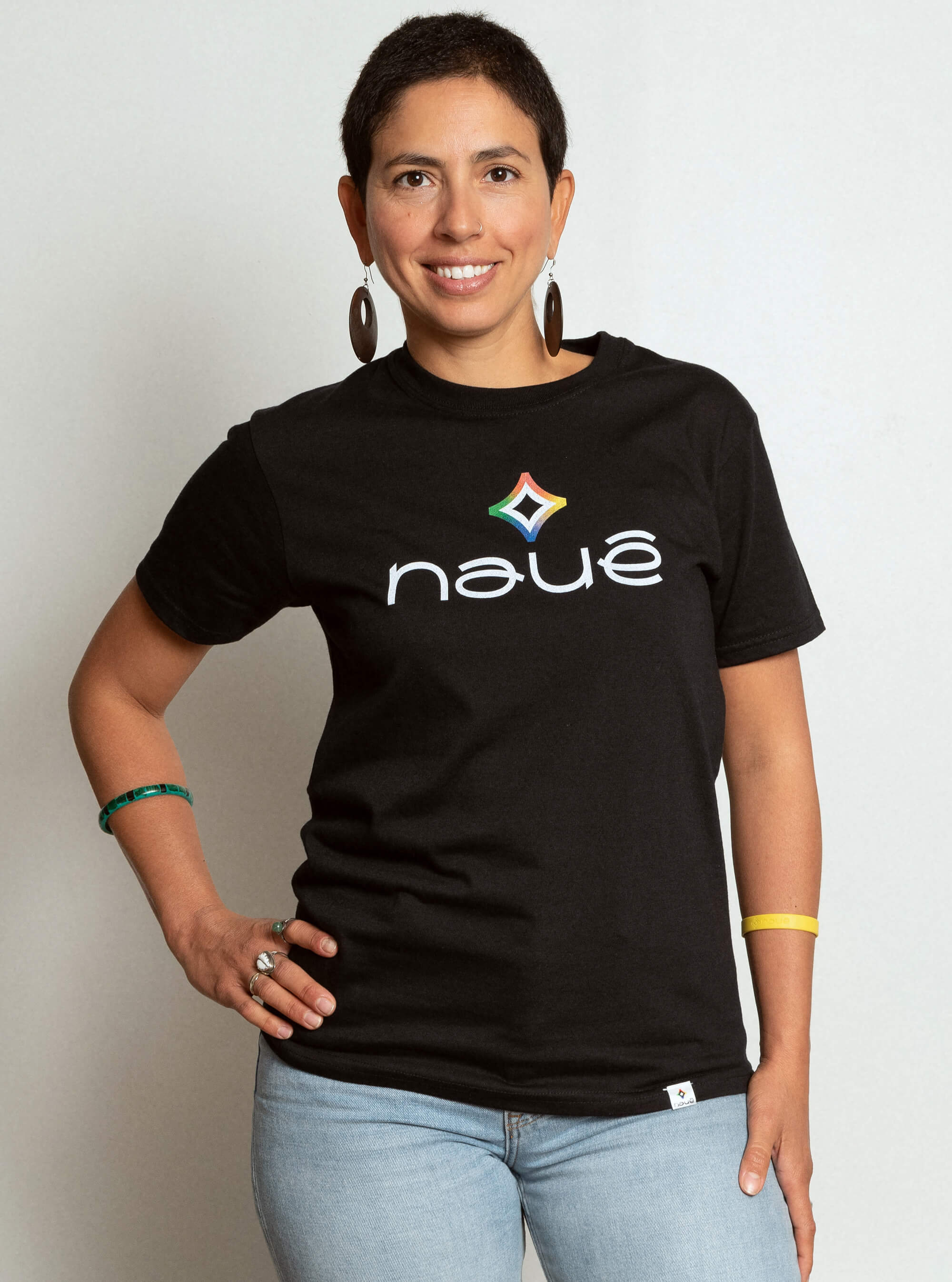 BLACK “NAUÊ” T-SHIRT